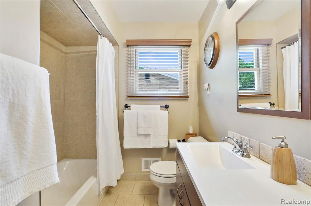 356 Winry Drive Rochester Hills, MI 48307 - Photo 14 of 30