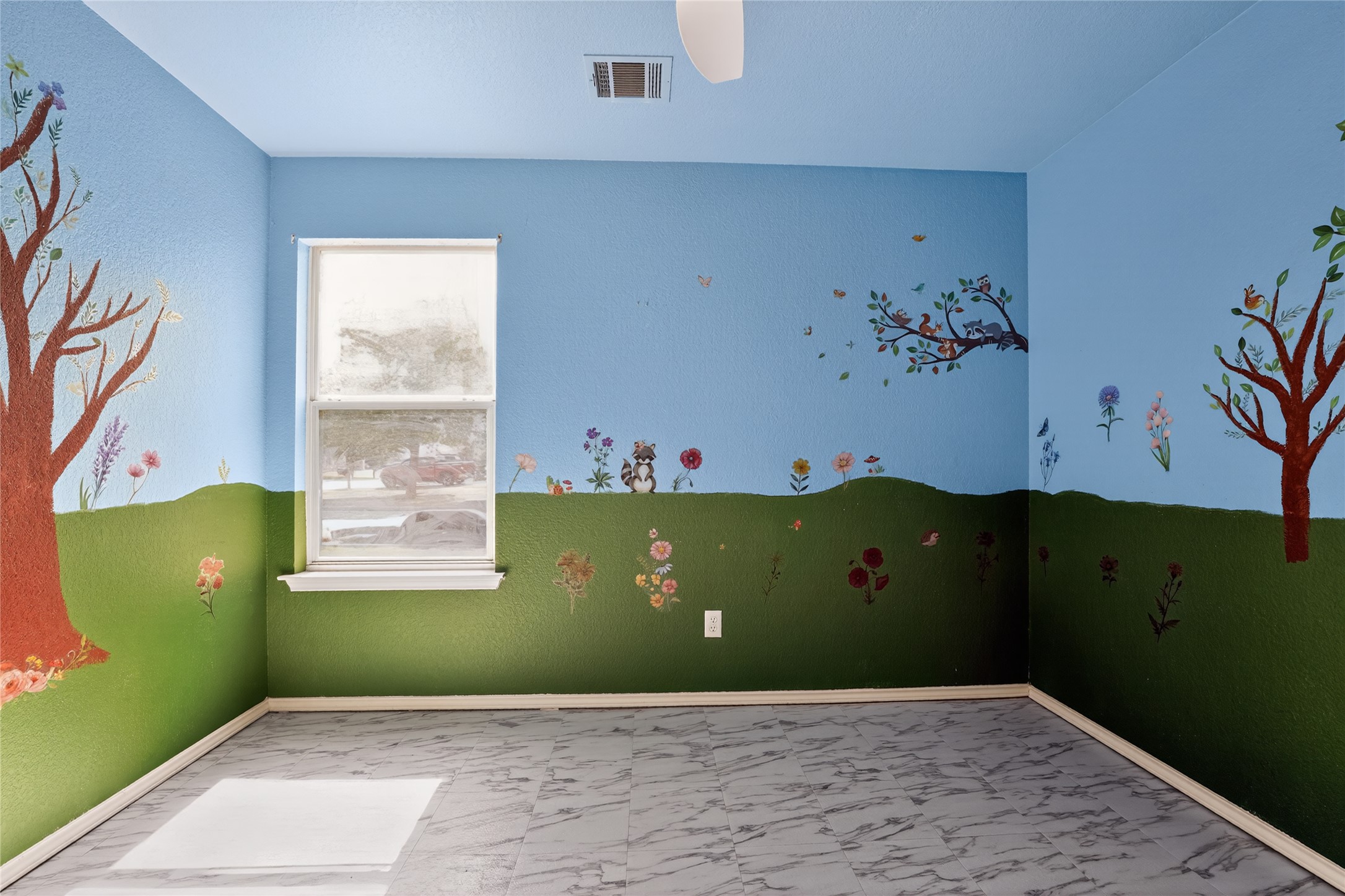 152 Eagle Drive Luling, TX 78648 - Photo 23 of 31 Unfurnished room featuring baseboards and marble look tile flooring