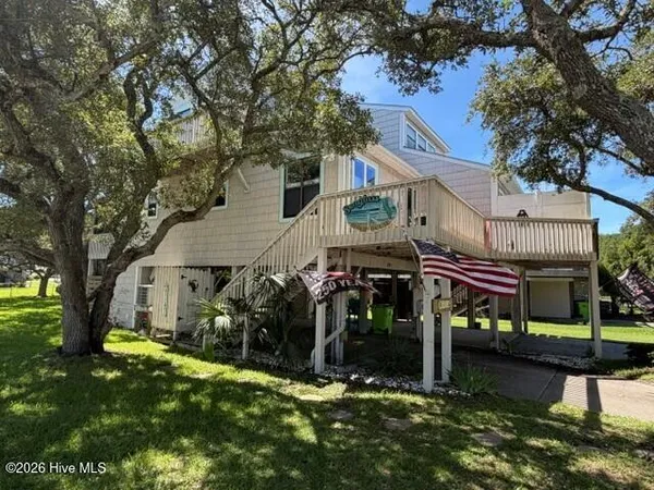 $345,000 | 301 Bay Circle, North Topsail Beach, NC 28460