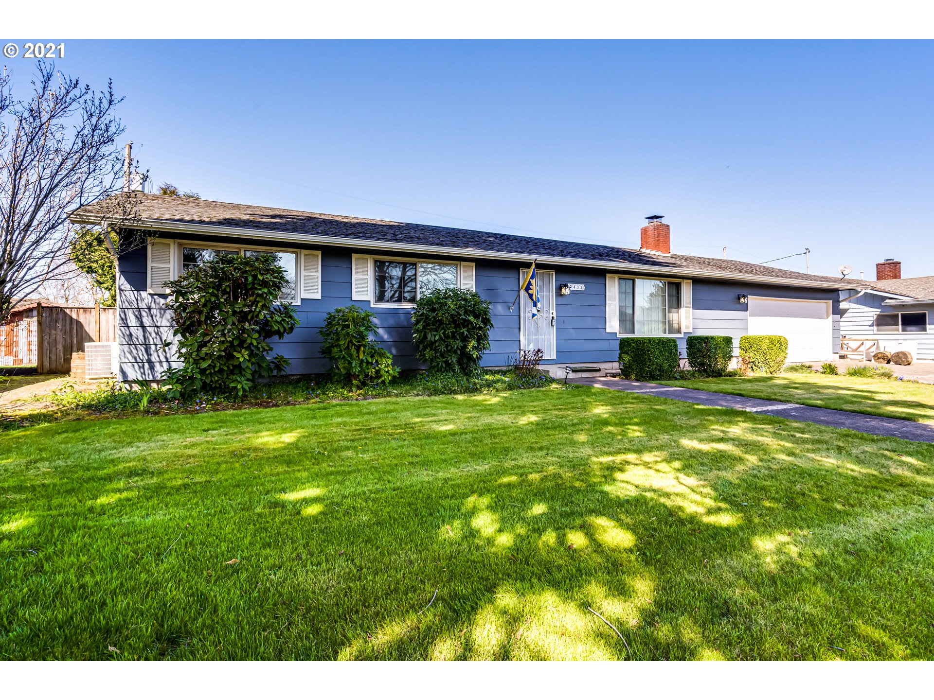 2432 17th Place Springfield, OR 97477 - Photo 1 of 26