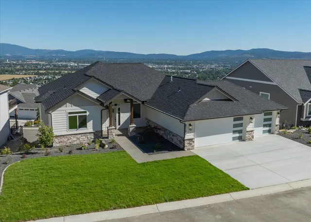 $834,900 | 8712 East Ridgeline Lane, Spokane, WA 99217