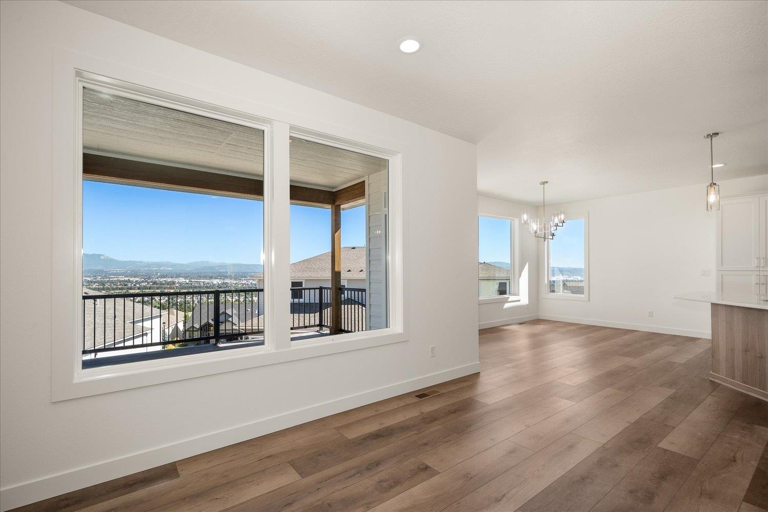 8712 East Ridgeline Lane Spokane, WA 99217 - Photo 12 of 48