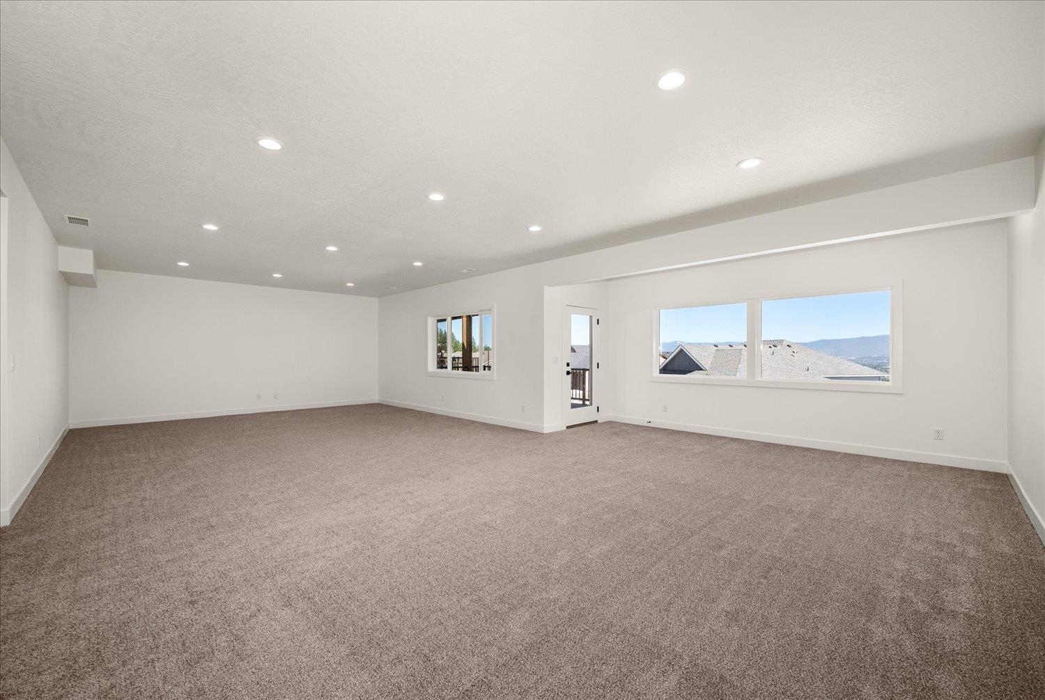 8712 East Ridgeline Lane Spokane, WA 99217 - Photo 37 of 48