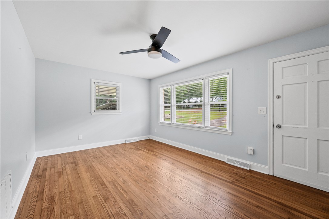 301 Playground Road Walhalla, SC 29691 - Photo 10 of 33