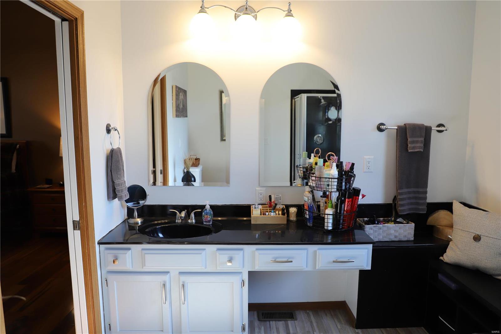 5014 Ringer Road St. Louis, MO 63129 - Photo 20 of 36 Gallery Image 20