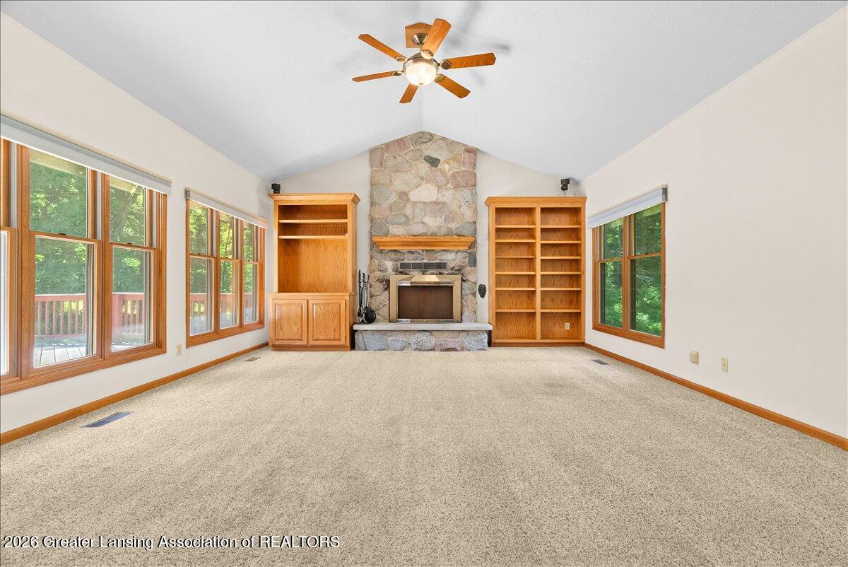 8106 South Allen Road Ashley, MI 48806 - Photo 3 of 57