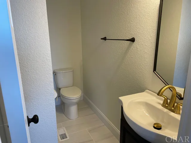 $3,750 | 125 Colington Pointe Drive, Unit 302A, Kill Devil Hills, NC 27948