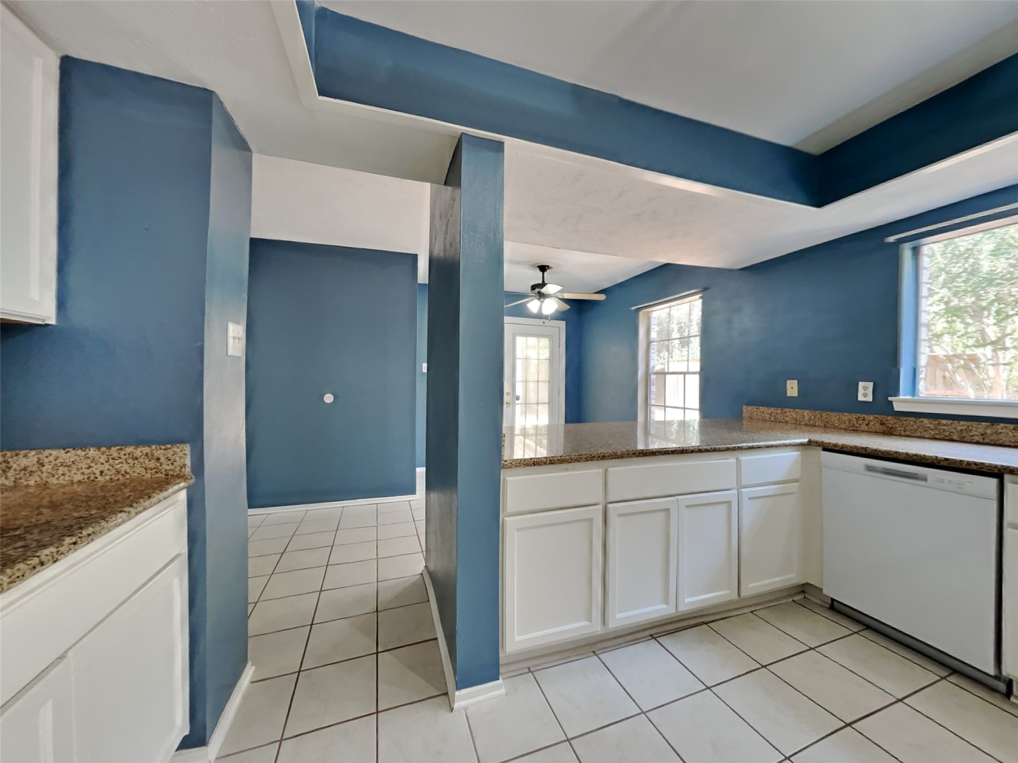 3910 Cedar Forest Drive Houston, TX 77339 - Photo 7 of 21 a spacious bathroom with a granite countertop sink and a mirror