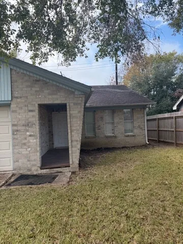 $1,750 | 1158 Glenda Street, Pearland, TX 77581