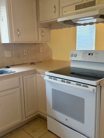 $1,750 | 1158 Glenda Street, Pearland, TX 77581