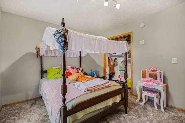 $399,900 | 9370 128th Avenue, West Olive, MI 49460