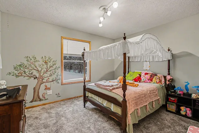 $399,900 | 9370 128th Avenue, West Olive, MI 49460