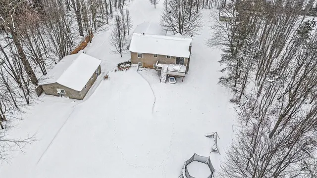 $399,900 | 9370 128th Avenue, West Olive, MI 49460