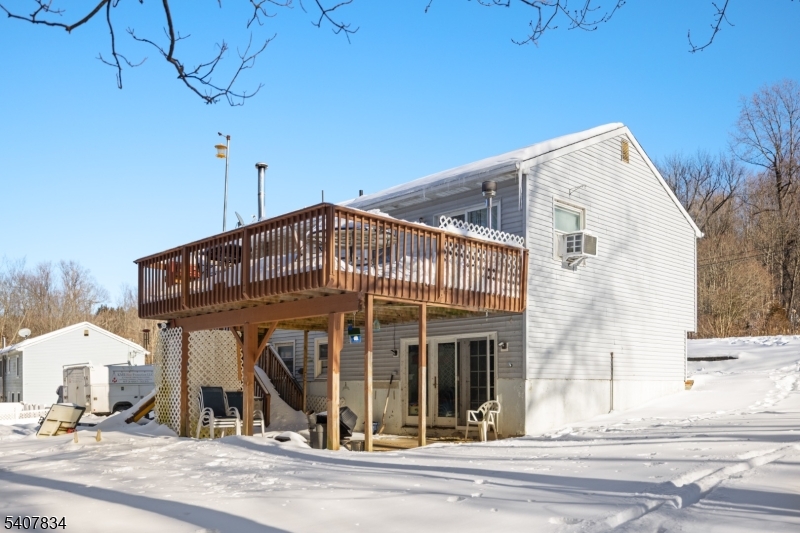 31 Meadow Lane Vernon, NJ 07462 - Photo 7 of 43 a view of a house