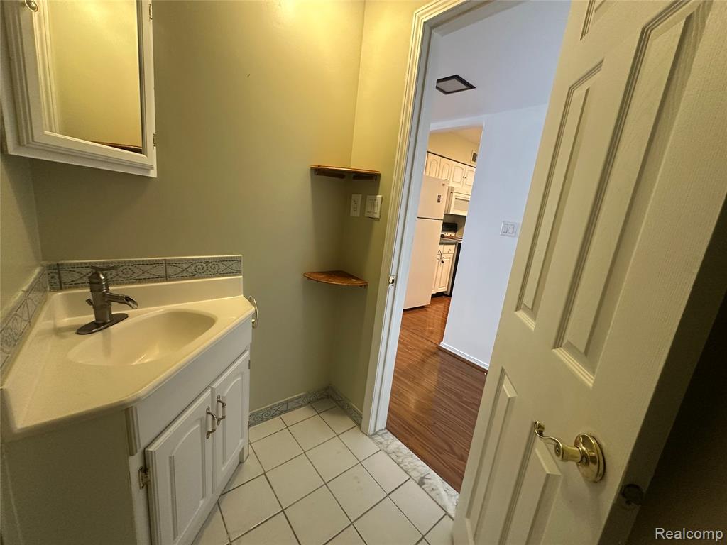 509 East University Drive Rochester, MI 48307 - Photo 17 of 20