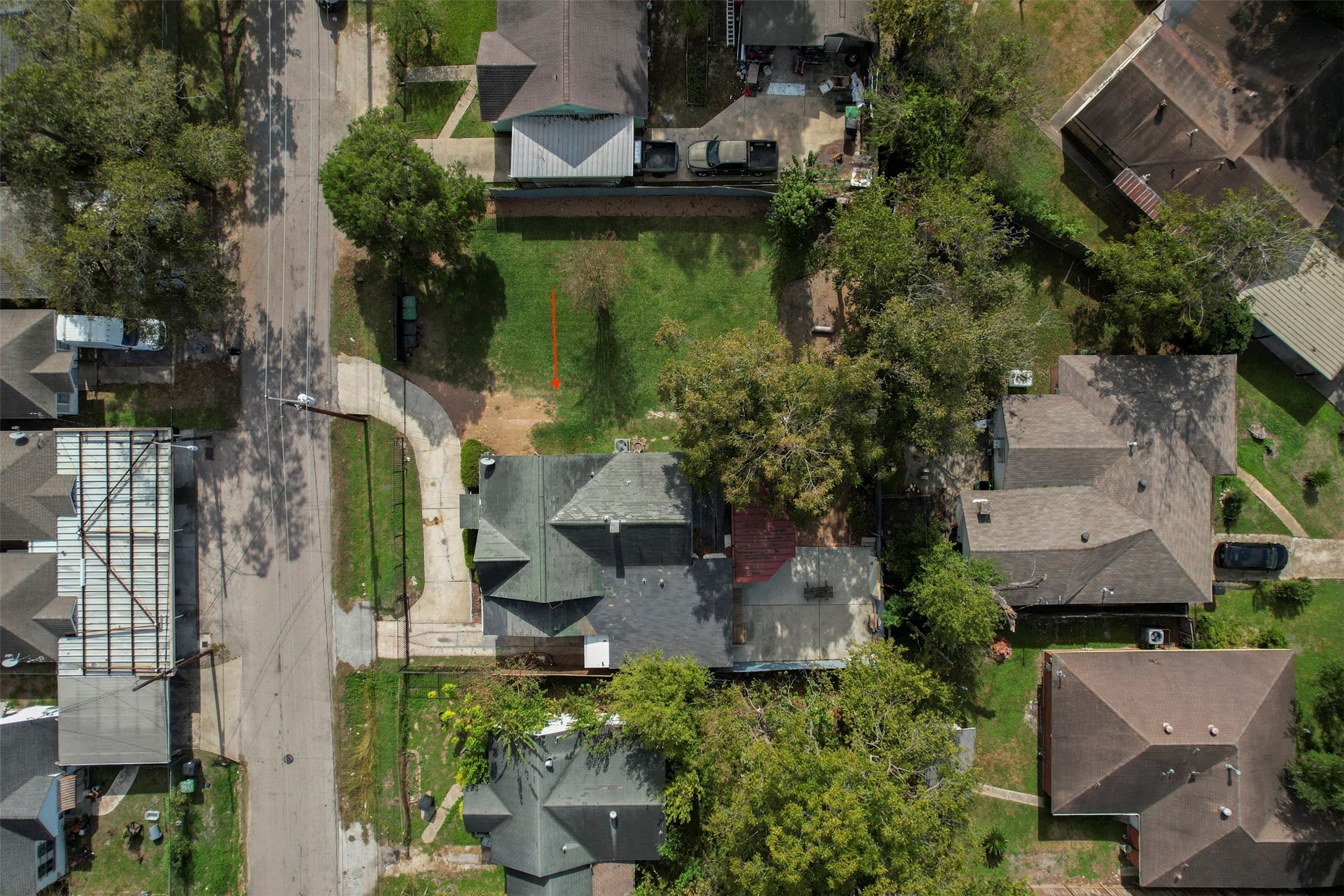 4303 Castor Street Houston, TX 77022 - Photo 36 of 41 an aerial view of a house with outdoor space