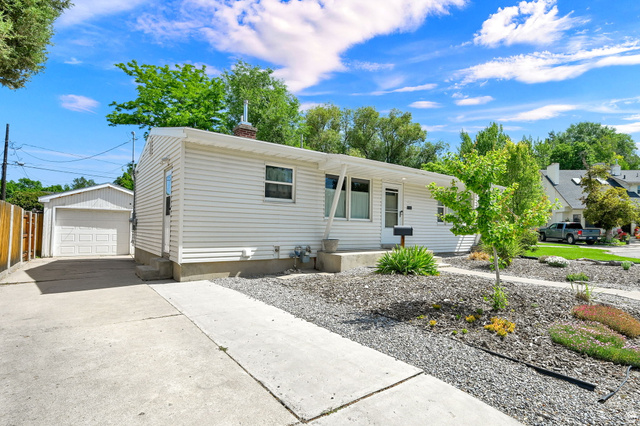 253 Chestnut Lane Logan, UT 84321 - Photo 3 of 34