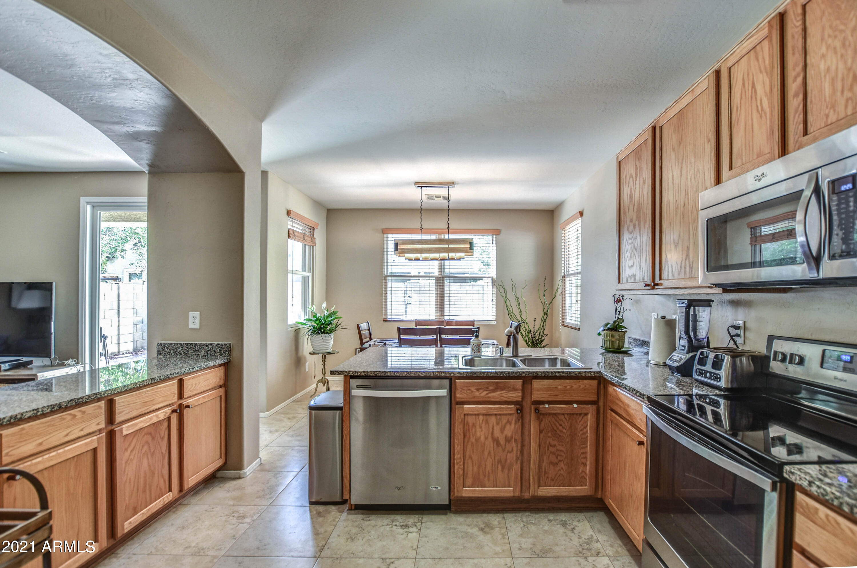2223 East Fraktur Road Phoenix, AZ 85040 - Photo 15 of 45 KITCHEN 5