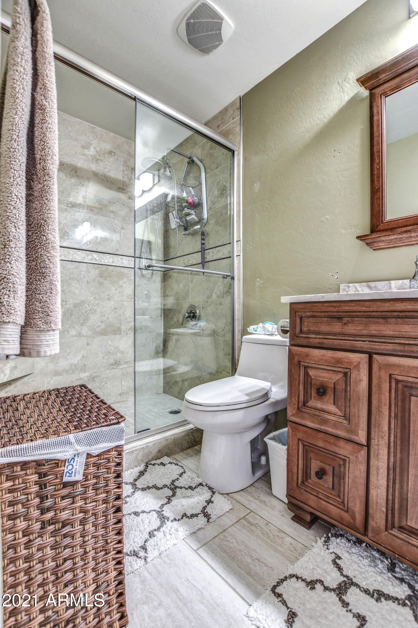 2223 East Fraktur Road Phoenix, AZ 85040 - Photo 27 of 45 MASTER BATH 2