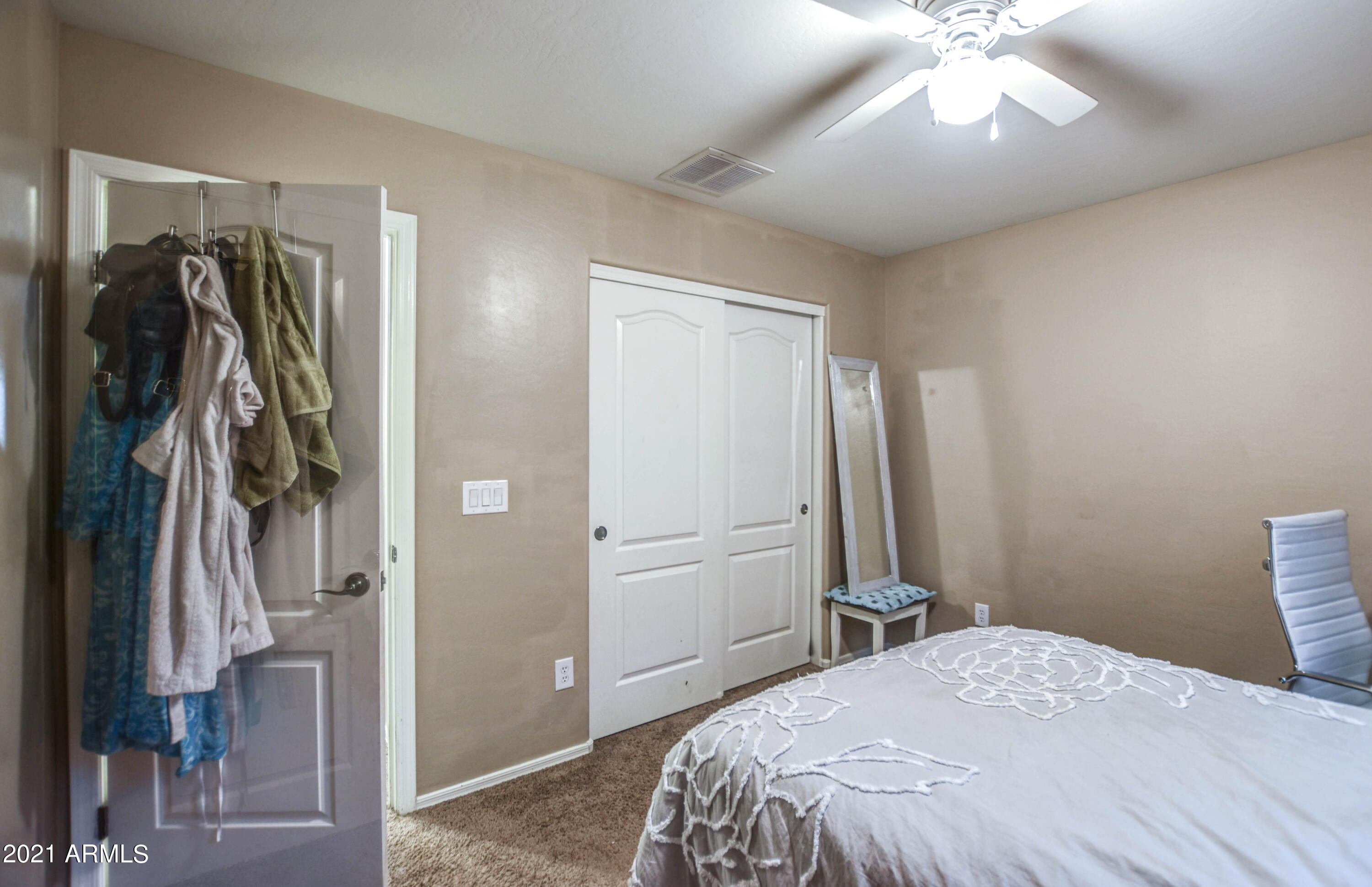 2223 East Fraktur Road Phoenix, AZ 85040 - Photo 32 of 45 BED 3, 2