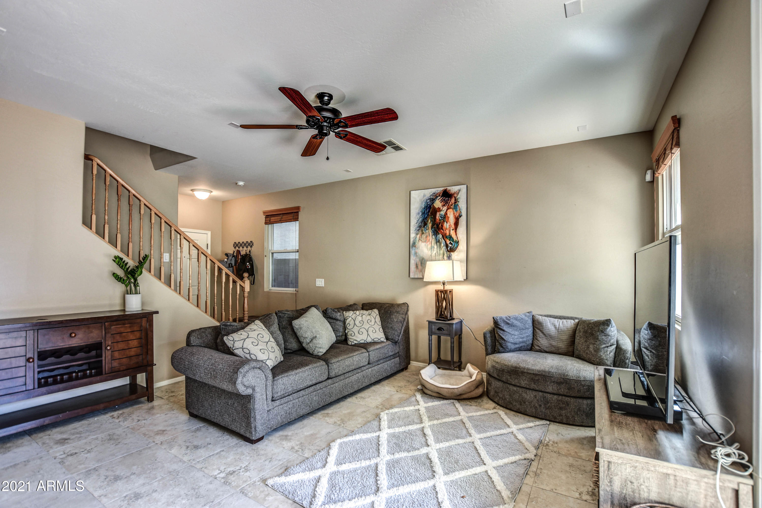 2223 East Fraktur Road Phoenix, AZ 85040 - Photo 9 of 45 LIVING 2