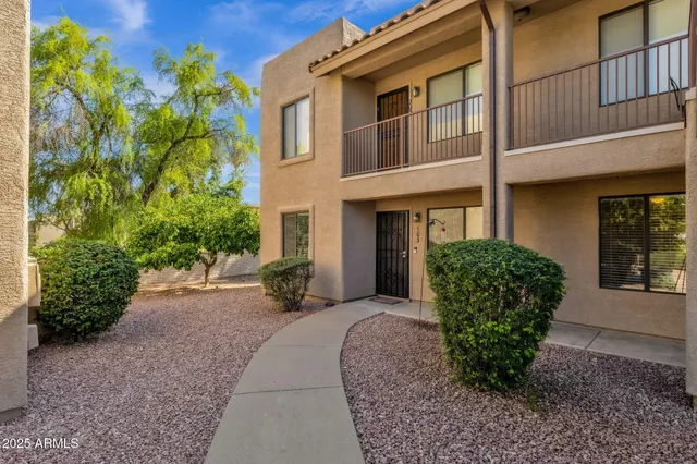 $289,000 | 13636 North Saguaro Boulevard, Unit 103, Fountain Hills, AZ 85268