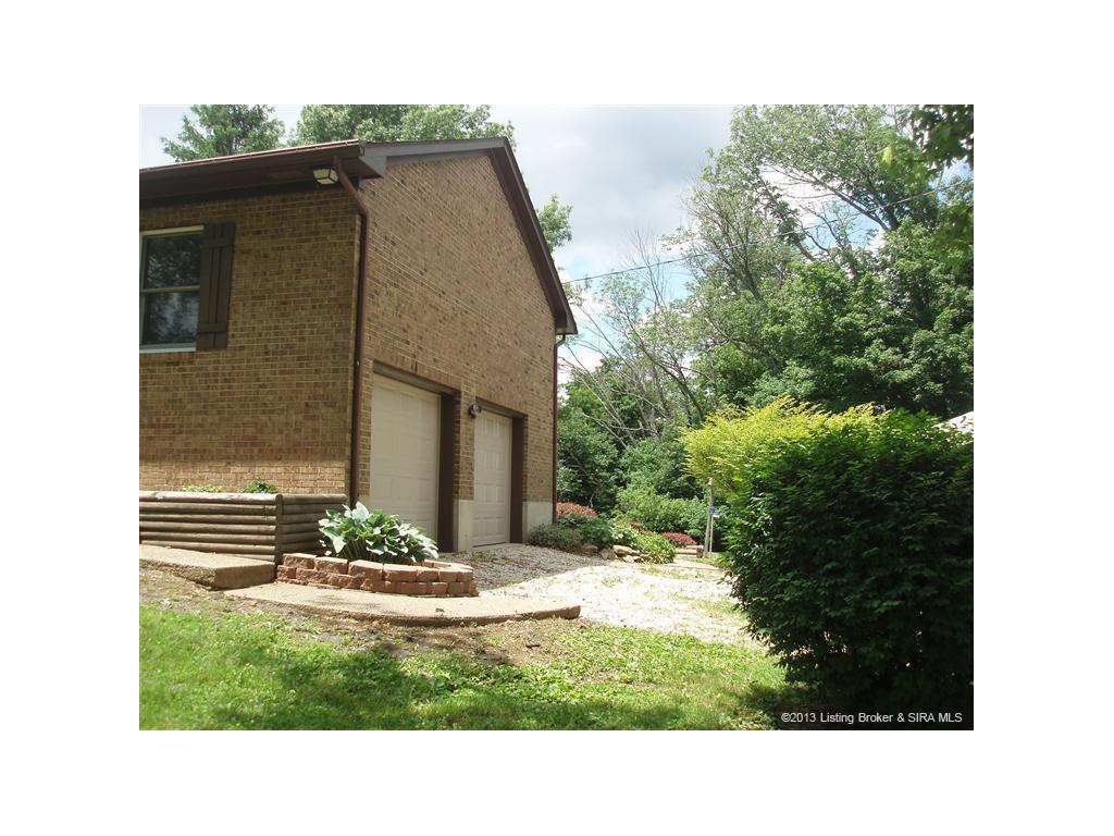 1475 Baylor Wissman Road Georgetown, IN 47122 - Photo 4 of 28