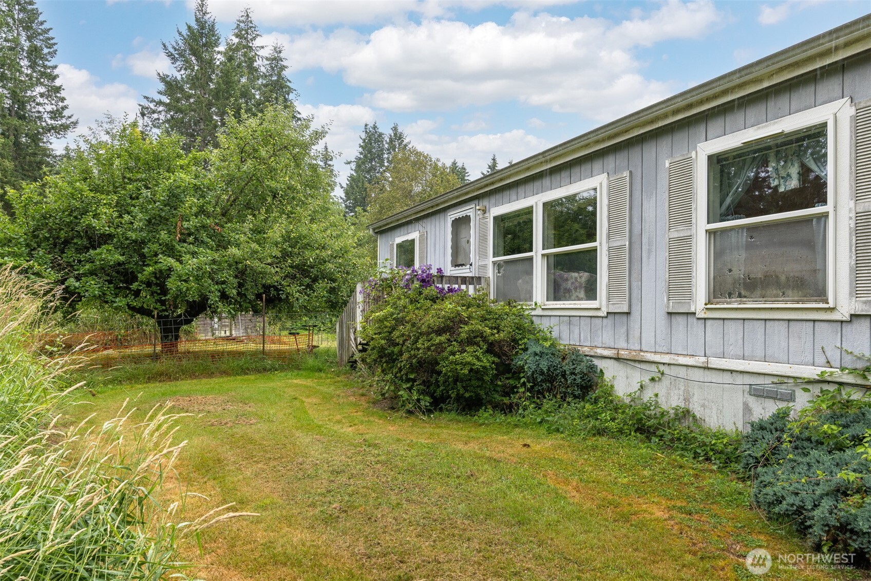 3908 Holtzheimer Trail Road Blaine, WA 98230 - Photo 35 of 40