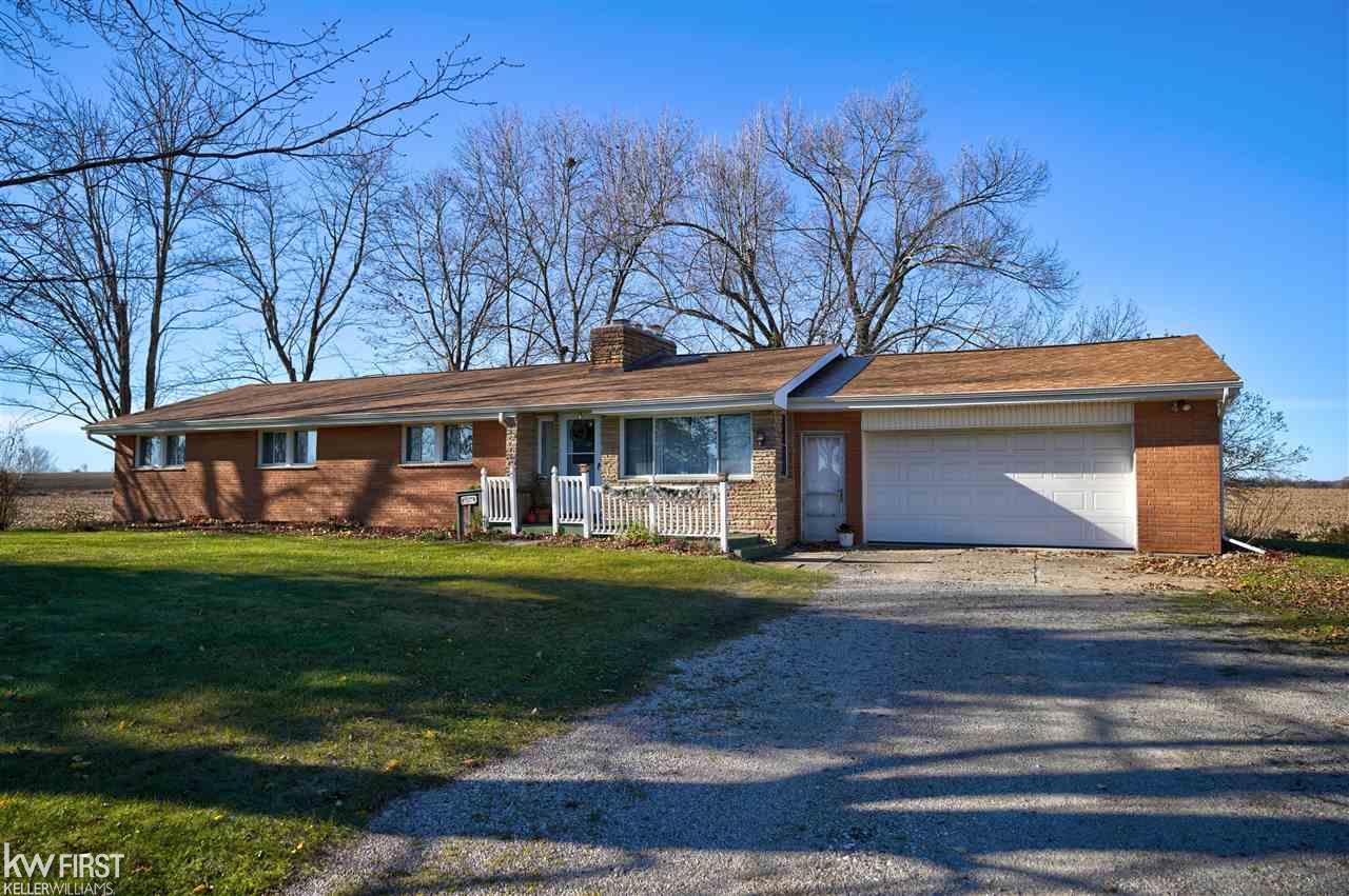 4086 South Nichols Road Lennon, MI 48449 - Photo 1 of 70 50061506.JPG