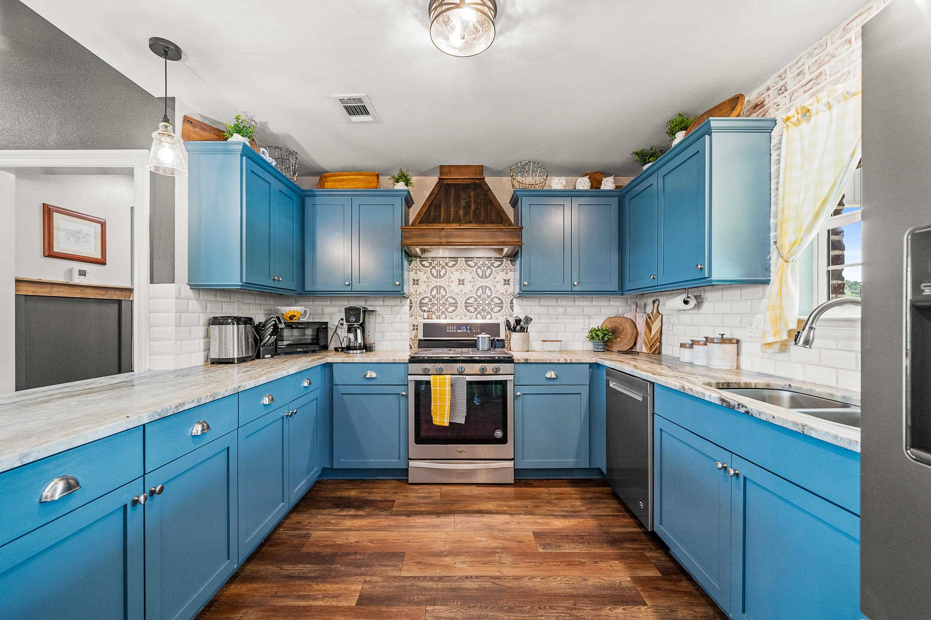 25212 Reeves Lane Elberta, AL 36530 - Photo 10 of 28 Kitchen