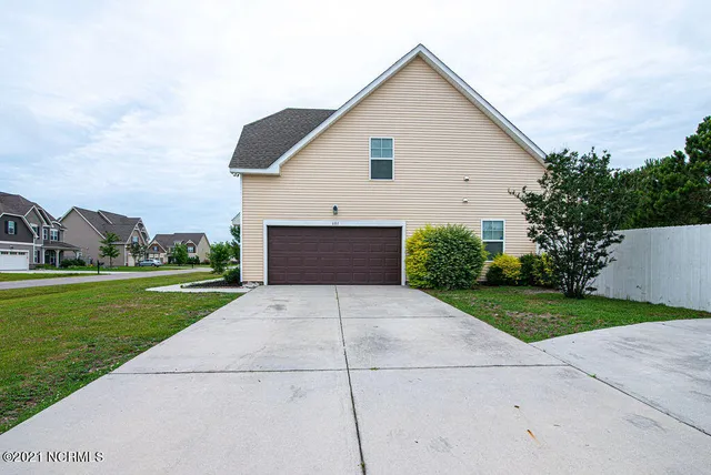 $2,500 | 601 Winfall Drive, Holly Ridge, NC 28445