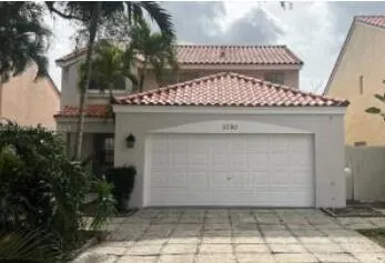 $3,890 | 3780 Amalfi Drive, Unit 3780, Hollywood, FL 33021