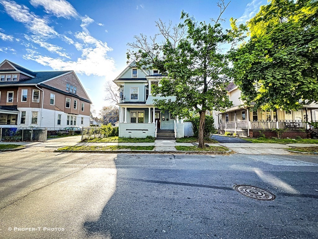 42 Forest Street Springfield, MA 01108 - Photo 1 of 8