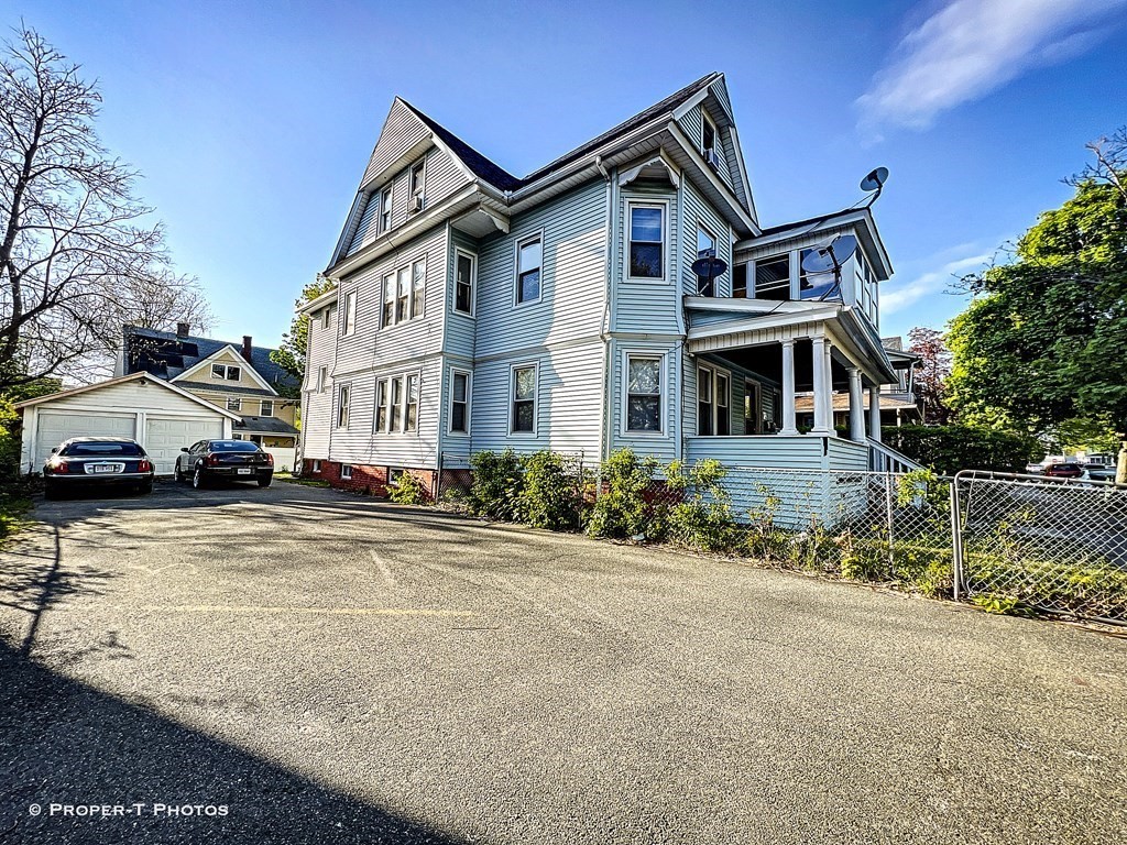 42 Forest Street Springfield, MA 01108 - Photo 3 of 8