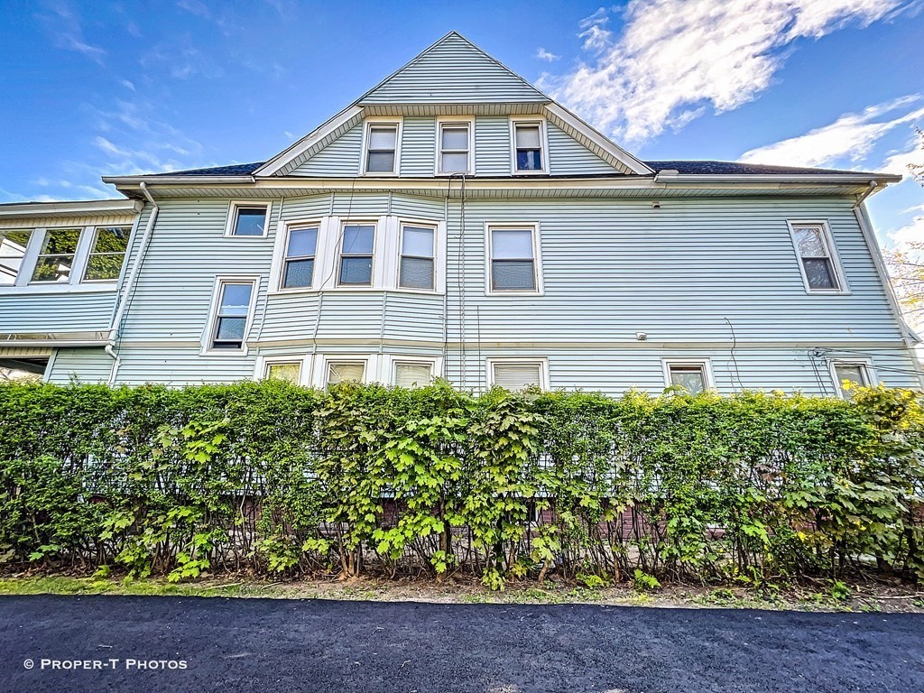 42 Forest Street Springfield, MA 01108 - Photo 4 of 8