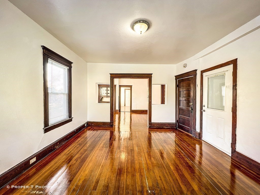 42 Forest Street Springfield, MA 01108 - Photo 5 of 8