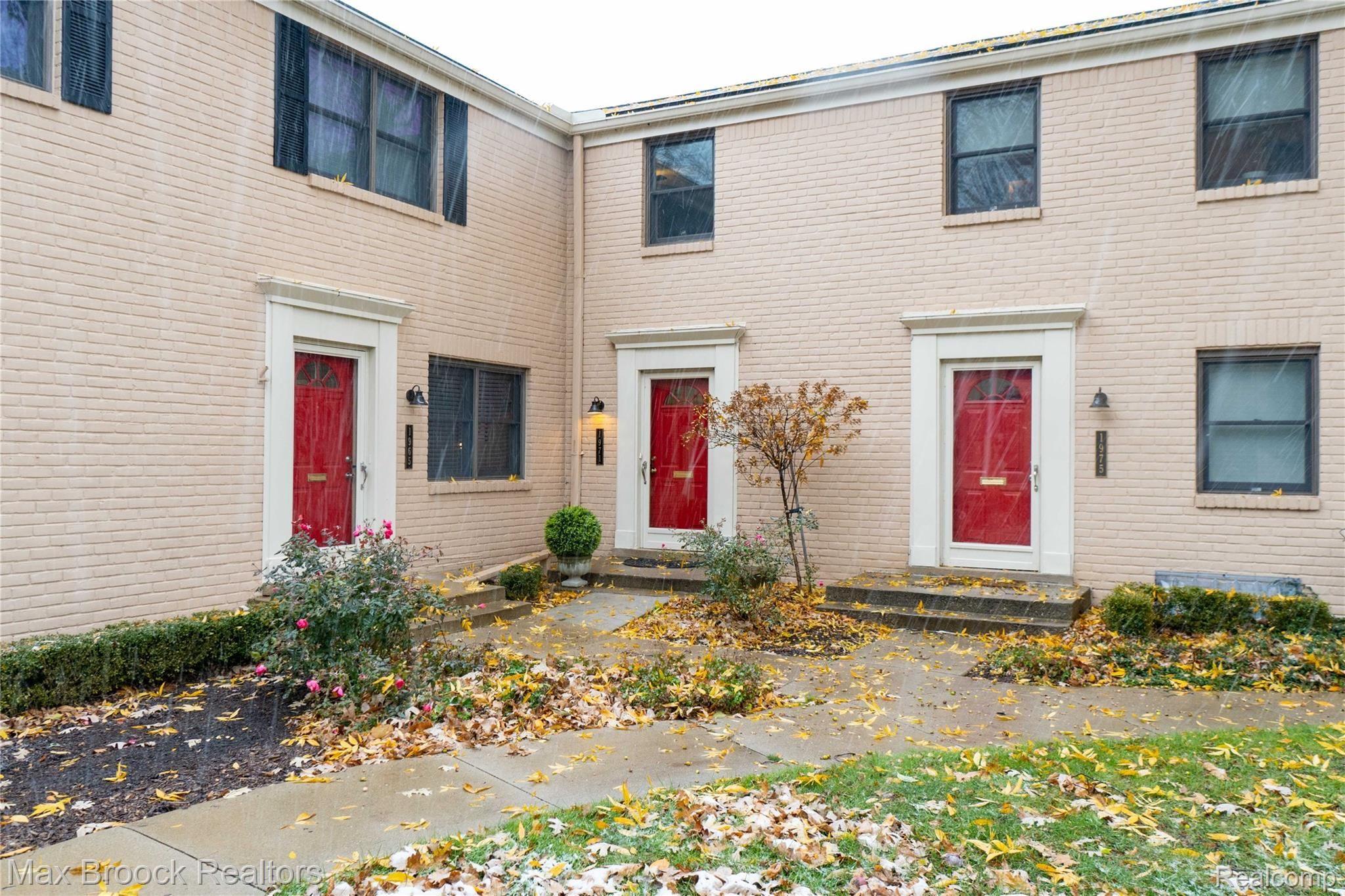 1971 Graefield Road Birmingham, MI 48009 - Photo 2 of 22 Edited-28.jpg