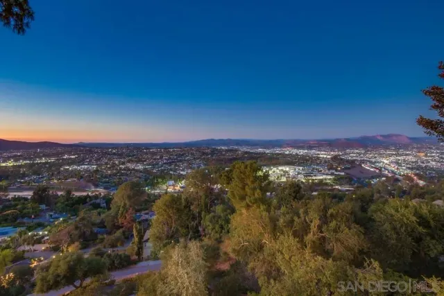 $1,599,000 | 9612 Summit Circle, La Mesa, CA 91941