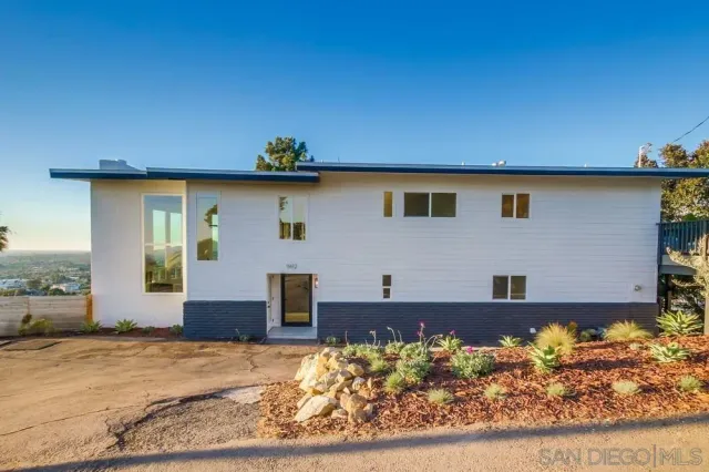 $1,599,000 | 9612 Summit Circle, La Mesa, CA 91941