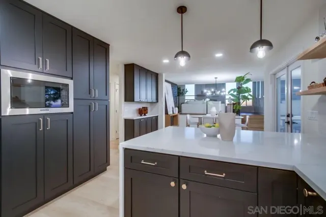 $1,599,000 | 9612 Summit Circle, La Mesa, CA 91941
