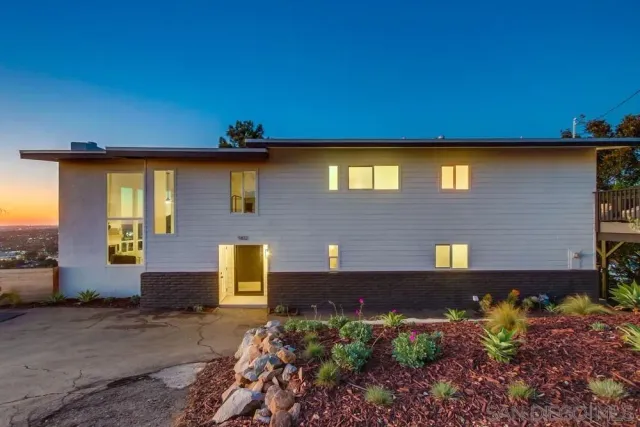 $1,599,000 | 9612 Summit Circle, La Mesa, CA 91941