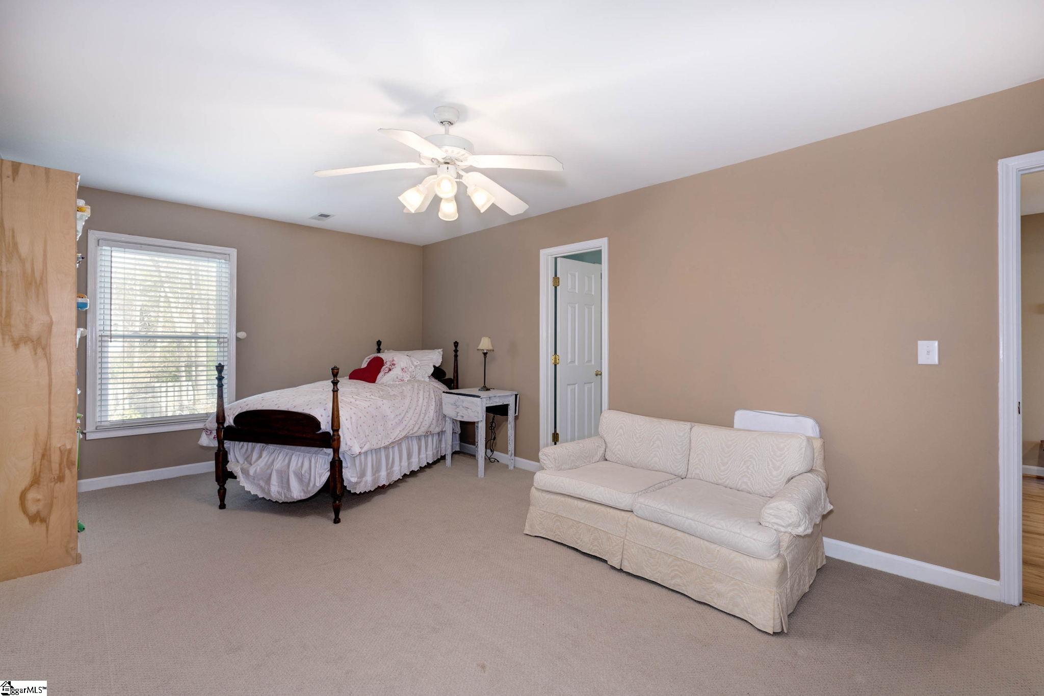 19 Deer Track Road Simpsonville, SC 29681 - Photo 17 of 34 Gallery Image 17
