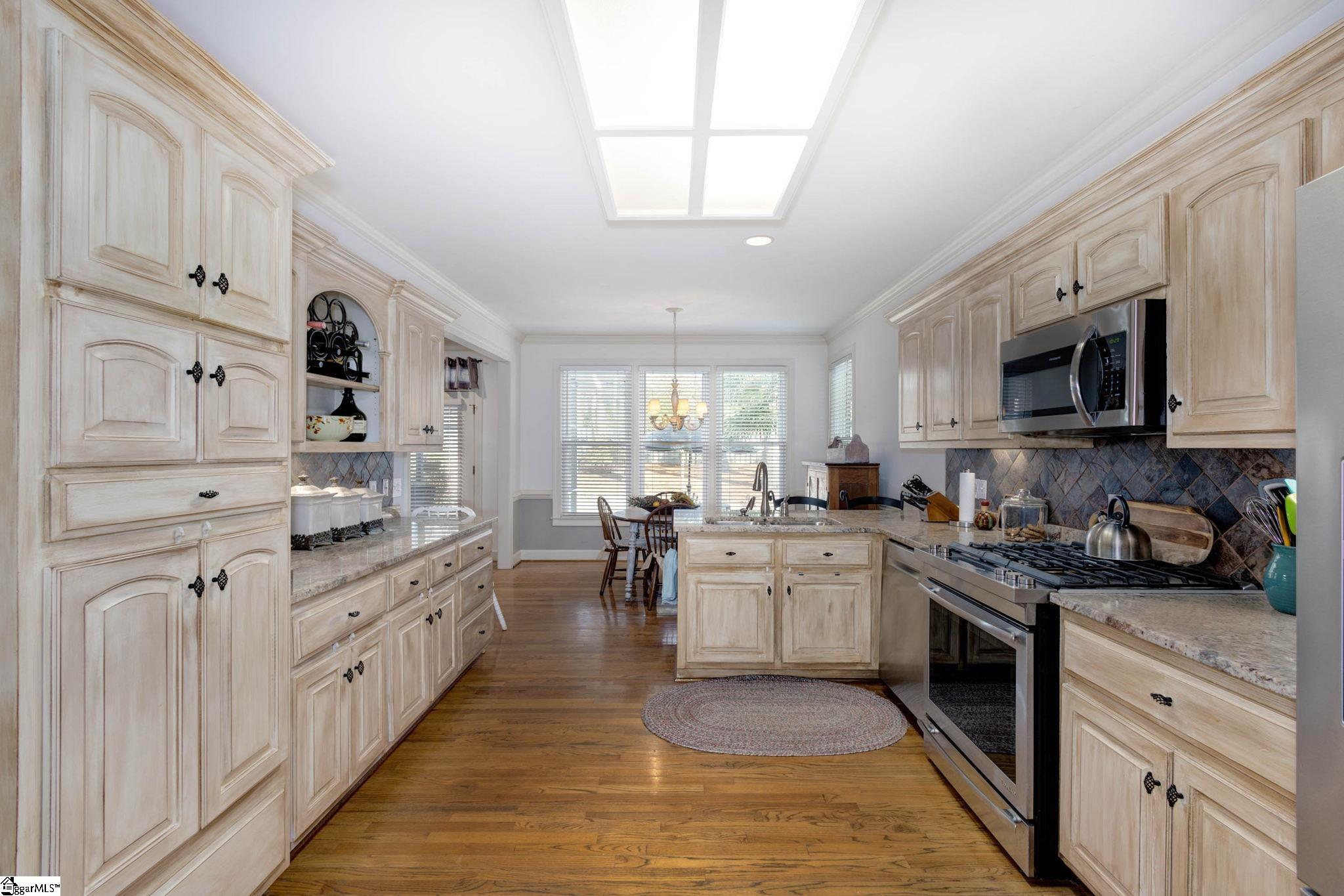 19 Deer Track Road Simpsonville, SC 29681 - Photo 7 of 34 Gallery Image 7