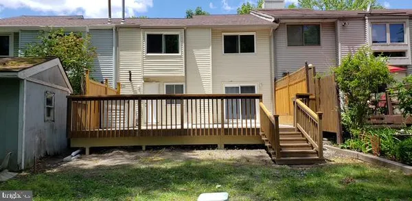 a view of a yard