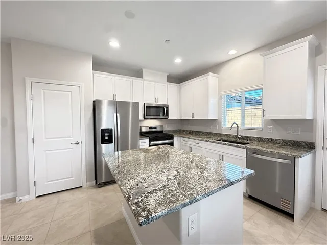 $2,250 | 69 Serene Tempo Avenue, Henderson, NV 89011