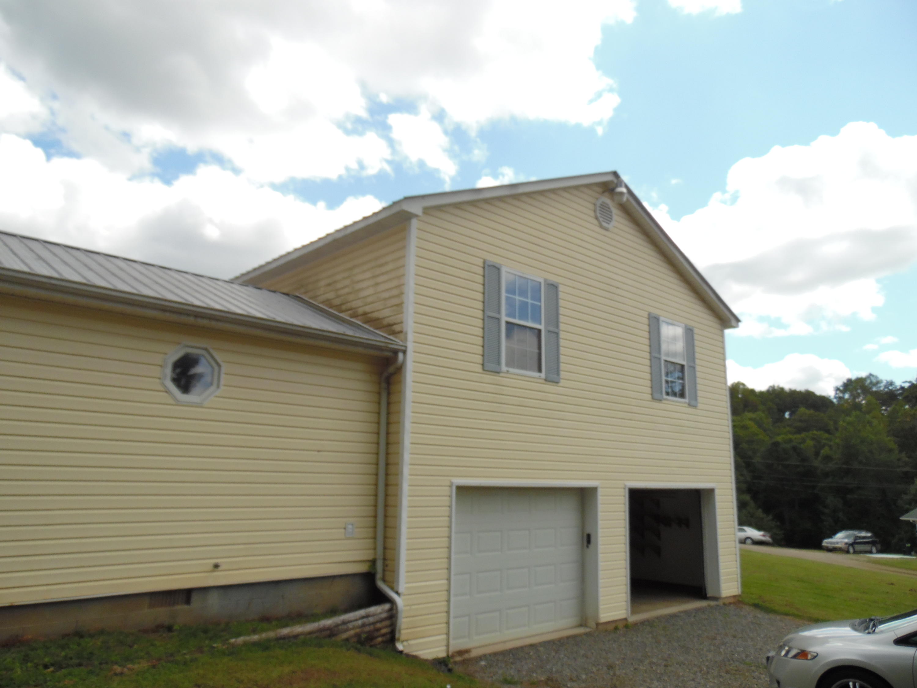 4358 Oak Level Road Bassett, VA 24055 - Photo 76 of 79 SAM_4526