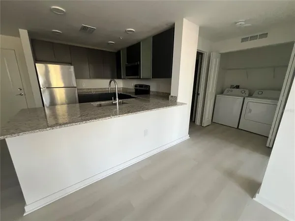 $2,300 | 5587 Millennia Park Drive, Unit 214, Orlando, FL 32839