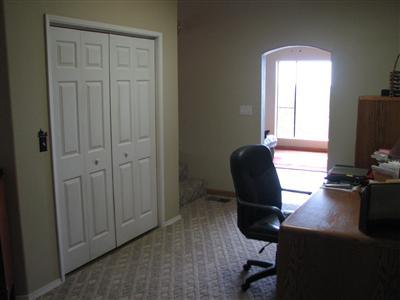 20164 Nicholas Road Prather, CA 93651 - Photo 20 of 67 Office nook view from hallway