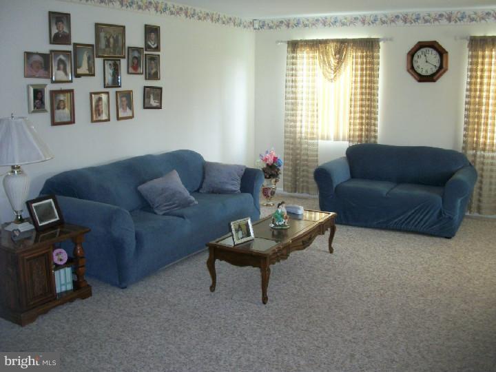 3750 Reiniger Road Hatboro, PA 19040 - Photo 8 of 17 Great Room