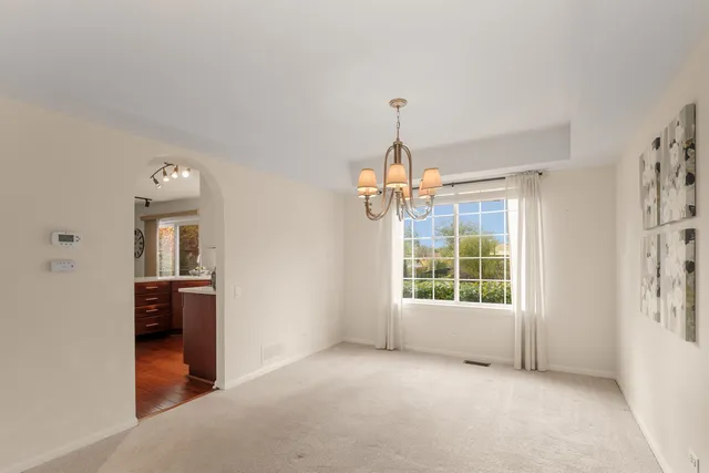 $389,900 | 344 Rock Hall Circle, Grayslake, IL 60030